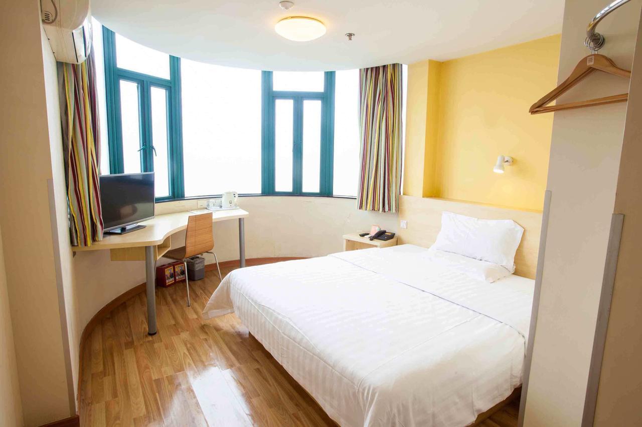 7Days Inn Dongguan Conference & Exhibition Center Habitación foto